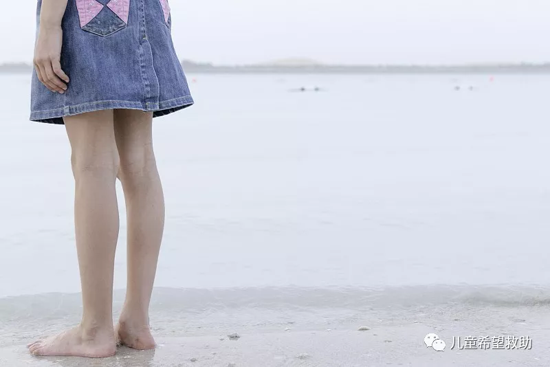 爱的足迹--14岁白血病女孩的最后时光